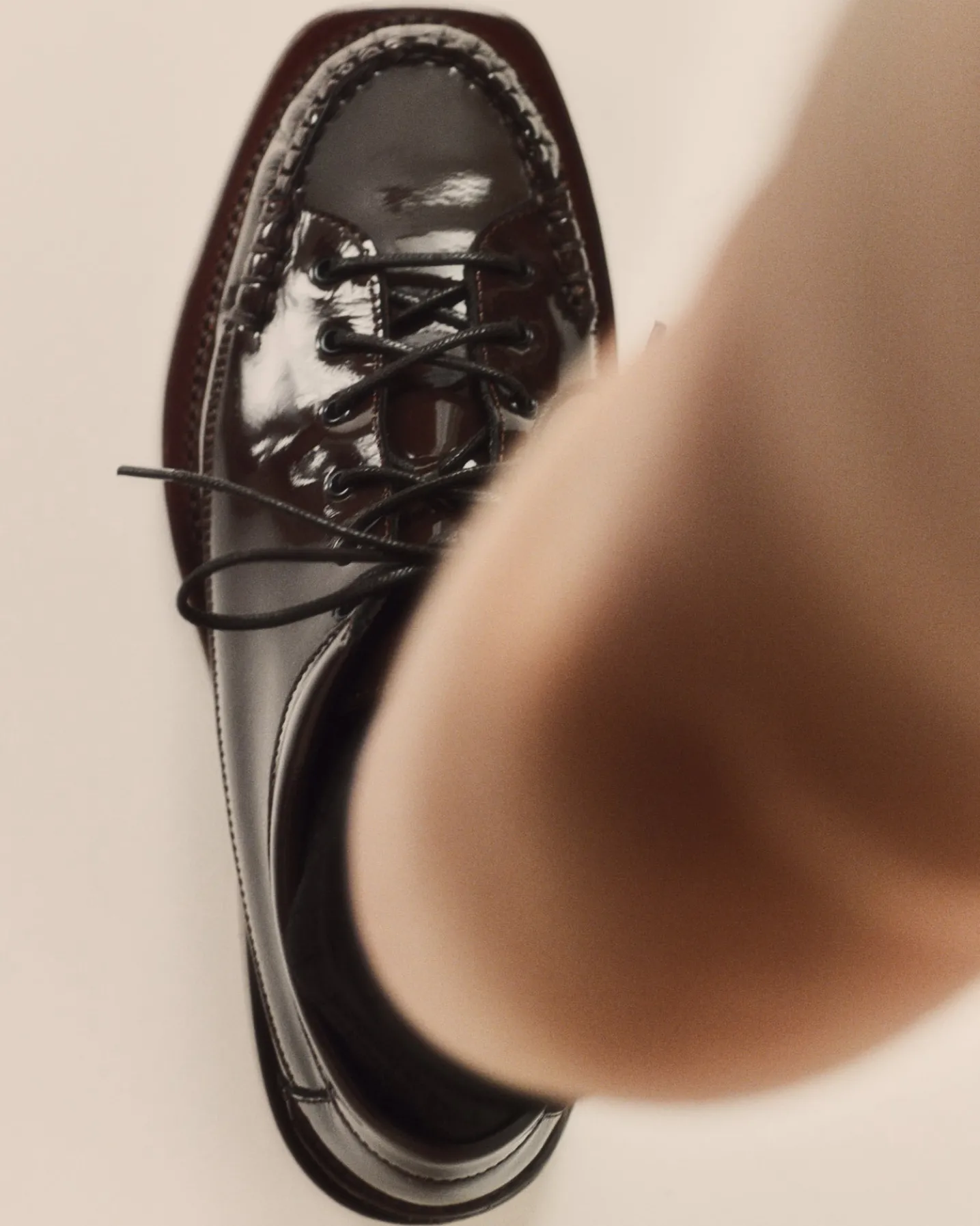 PRIEGO SQUARED GLOSSY